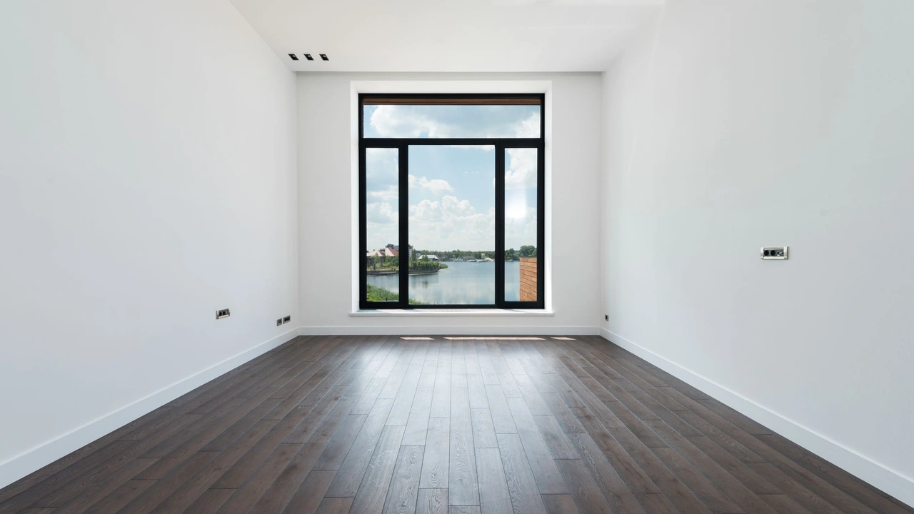 Vibrant clean vacant living room after professional tenancy handover cleaning service